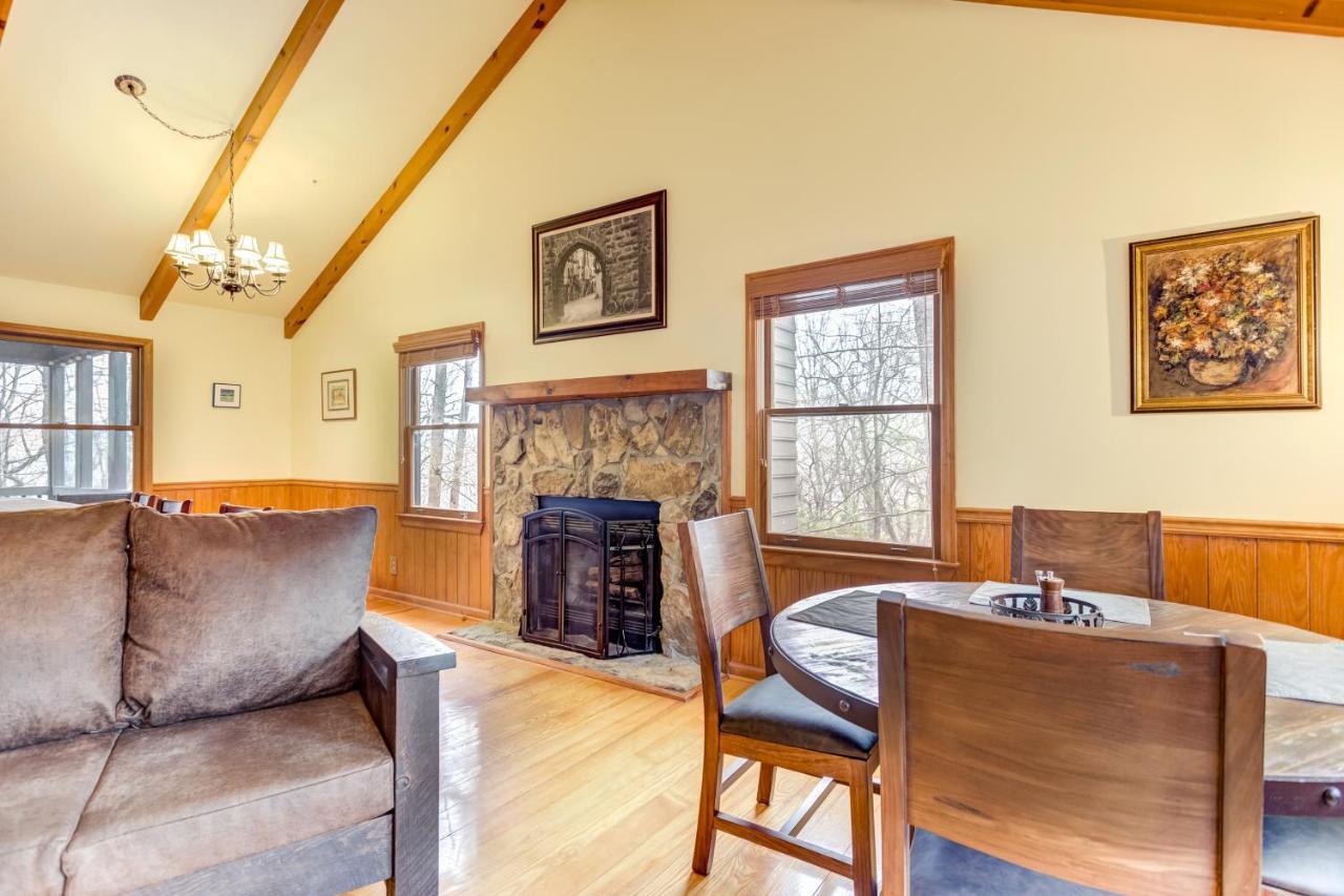 Mountain Oak Manor Villa Ellijay Exterior photo